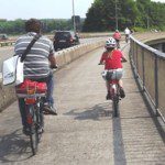 Fahrradhelme schützen nicht nur Kinder